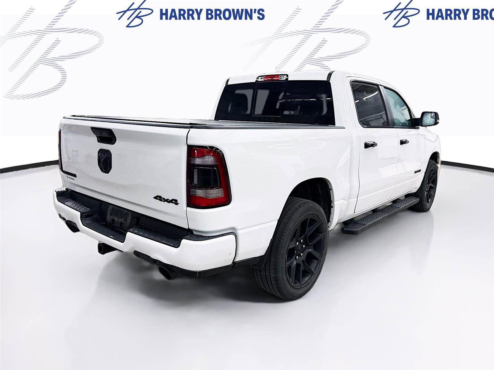 Used 2024 RAM 1500 Laramie image 10