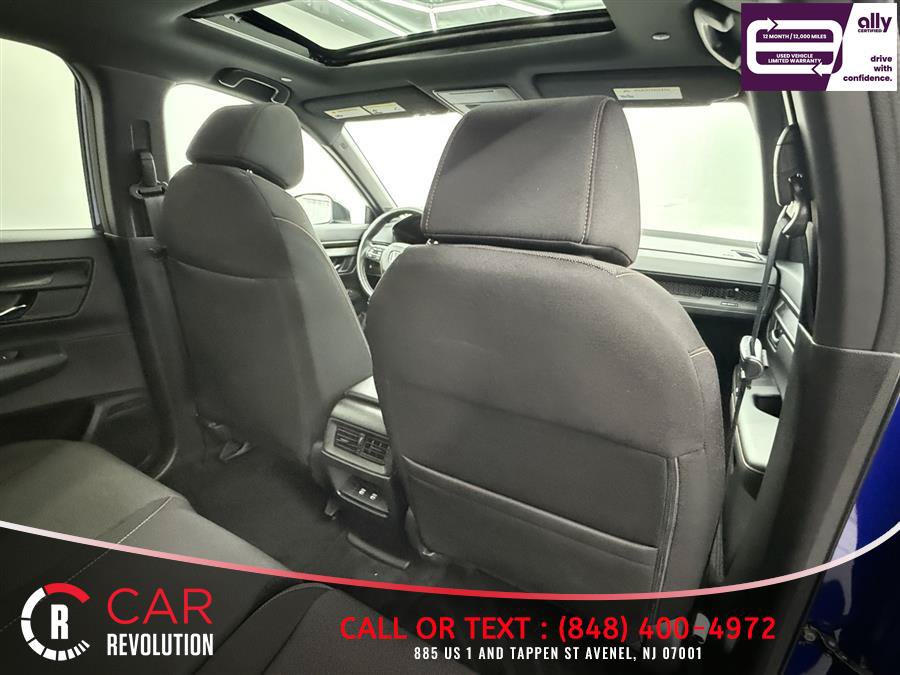 Used 2025 Honda CR-V Sport image 33