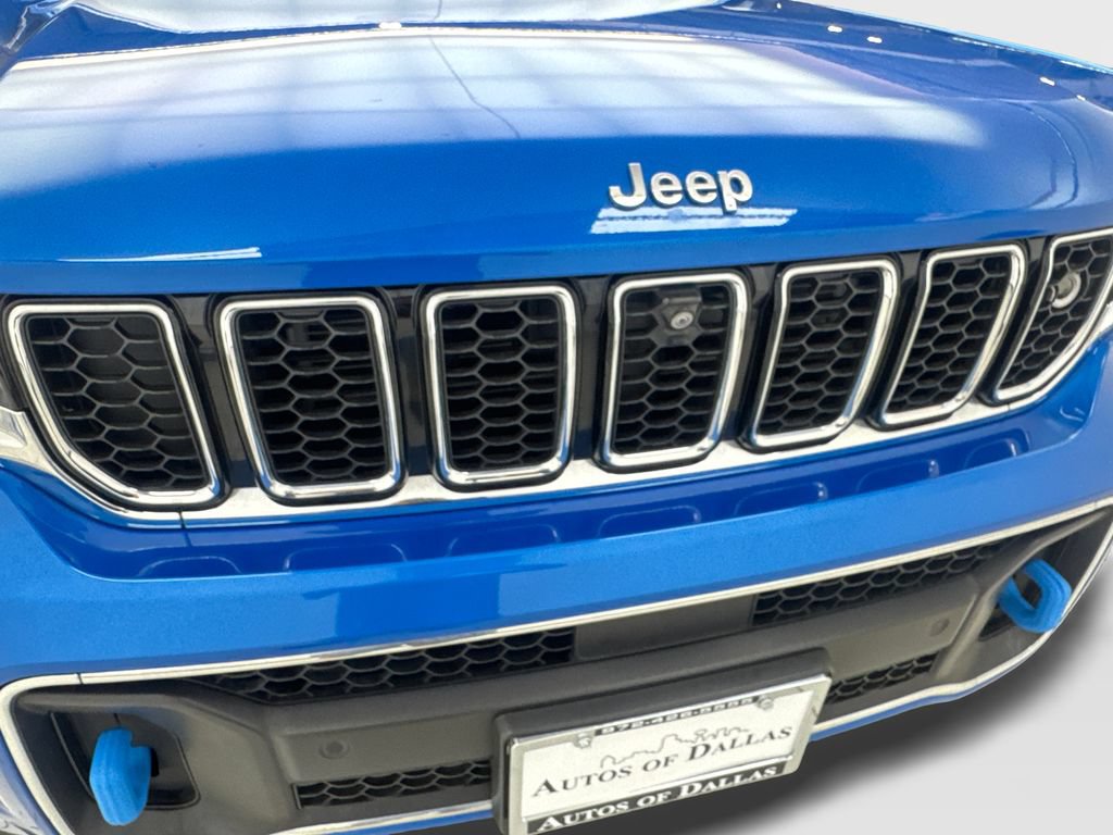 Used 2022 Jeep Grand Cherokee Overland w/ Advanced Protech Group III AWD/4WD image 26