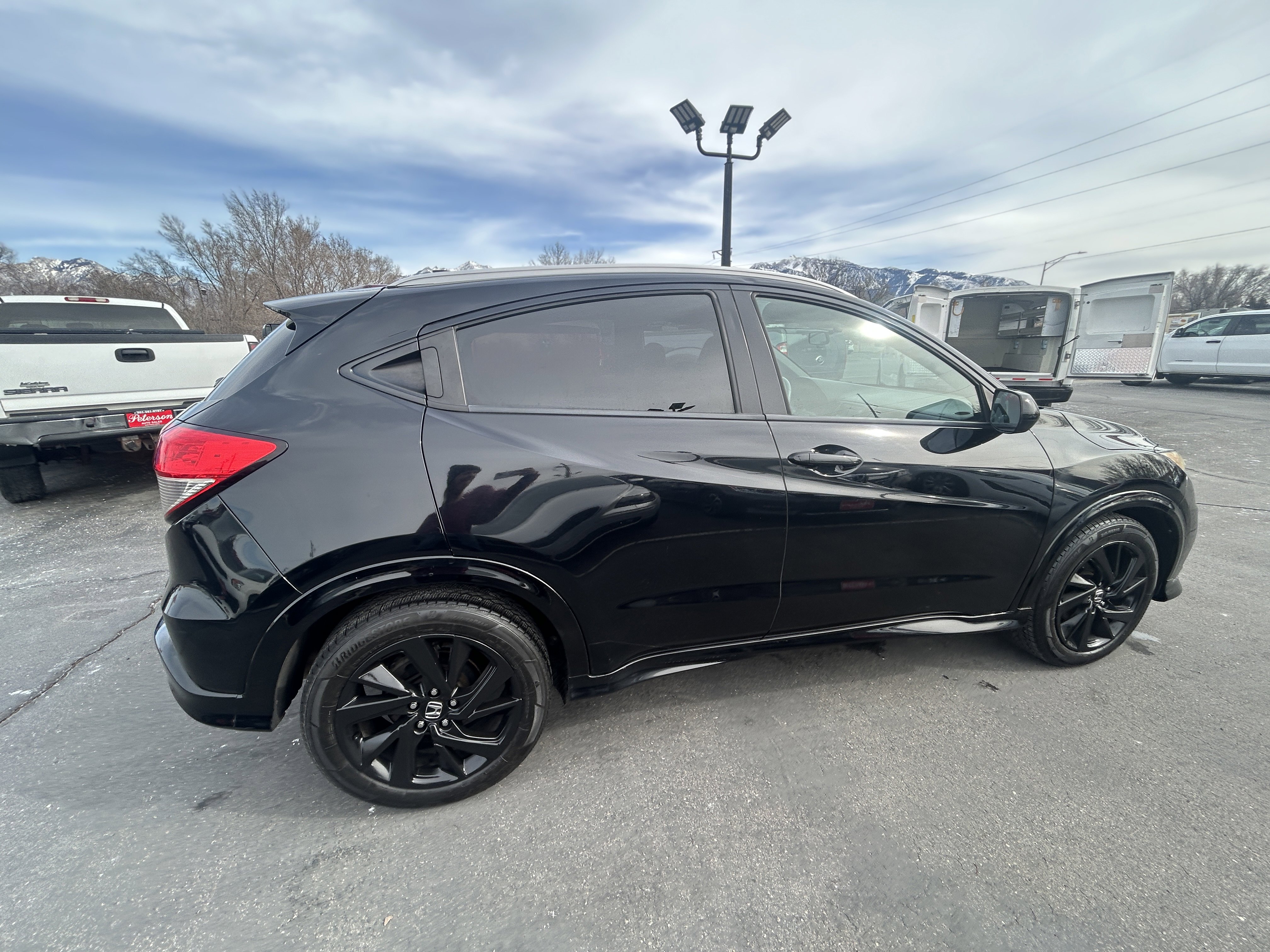 Used 2021 Honda HR-V Sport image 4