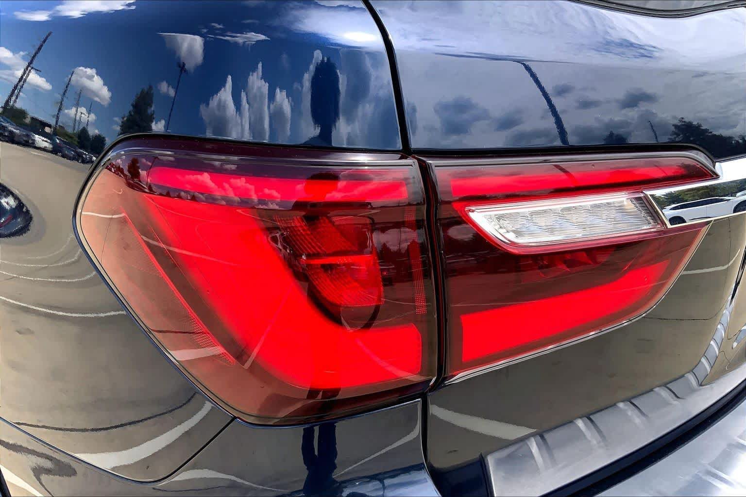 Used 2019 INFINITI QX80 Luxe w/ 22" Wheel Package RWD image 29