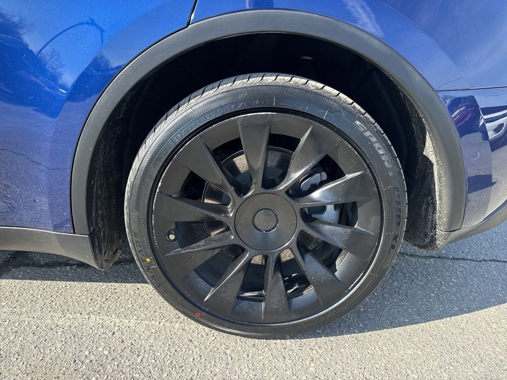 Used 2021 Tesla Model Y Long Range image 29