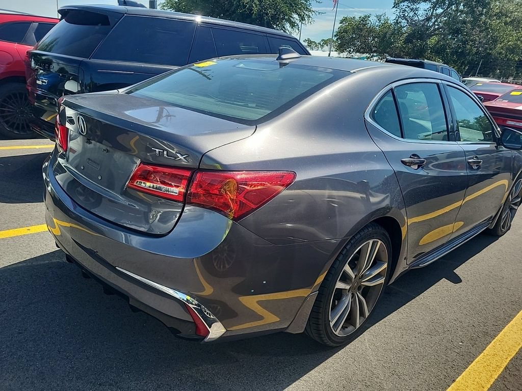 Used 2019 Acura TLX V6 w/ Technology Package FWD image 4