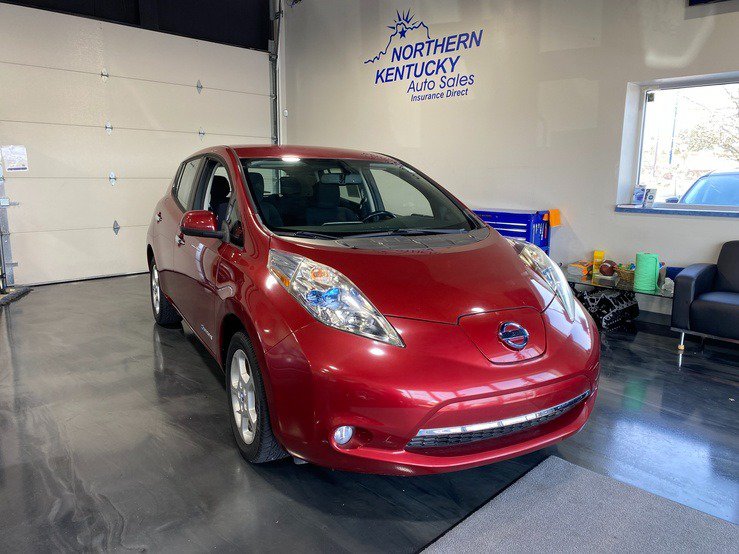 Used 2013 Nissan Leaf SV w/ LED & Quick Charge Pkg FWD image 1
