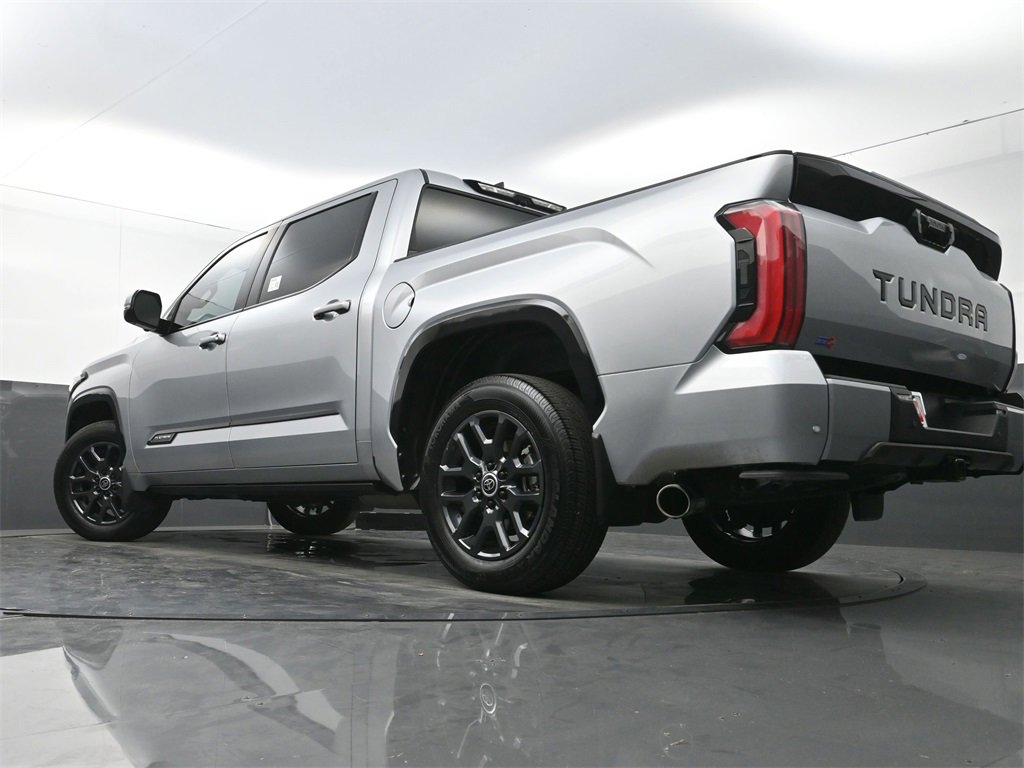 Used 2024 Toyota Tundra Platinum image 32