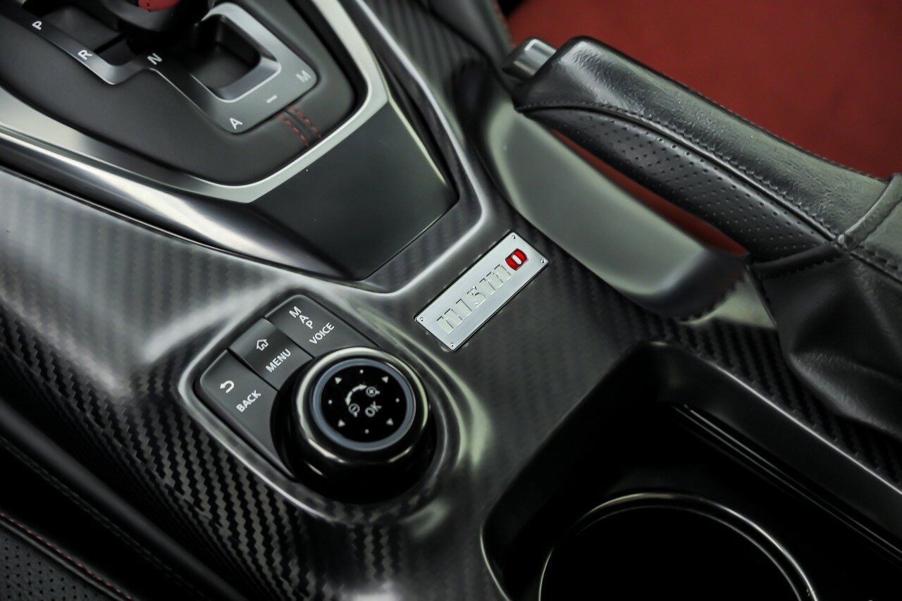 Used 2020 Nissan GT-R NISMO AWD/4WD image 36