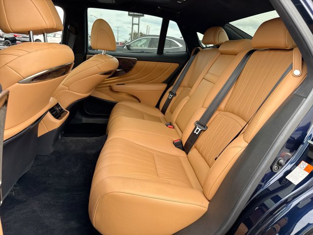 Used 2022 Lexus LS 500 AWD w/ Interior Upgrade Package image 23