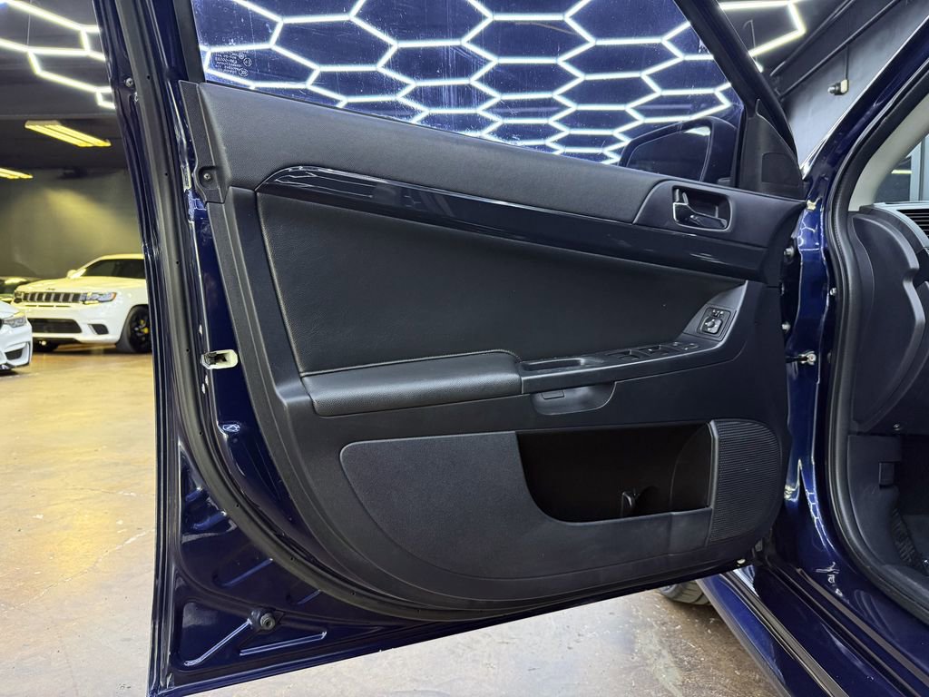 Used 2014 Mitsubishi Lancer Evolution GSR image 12