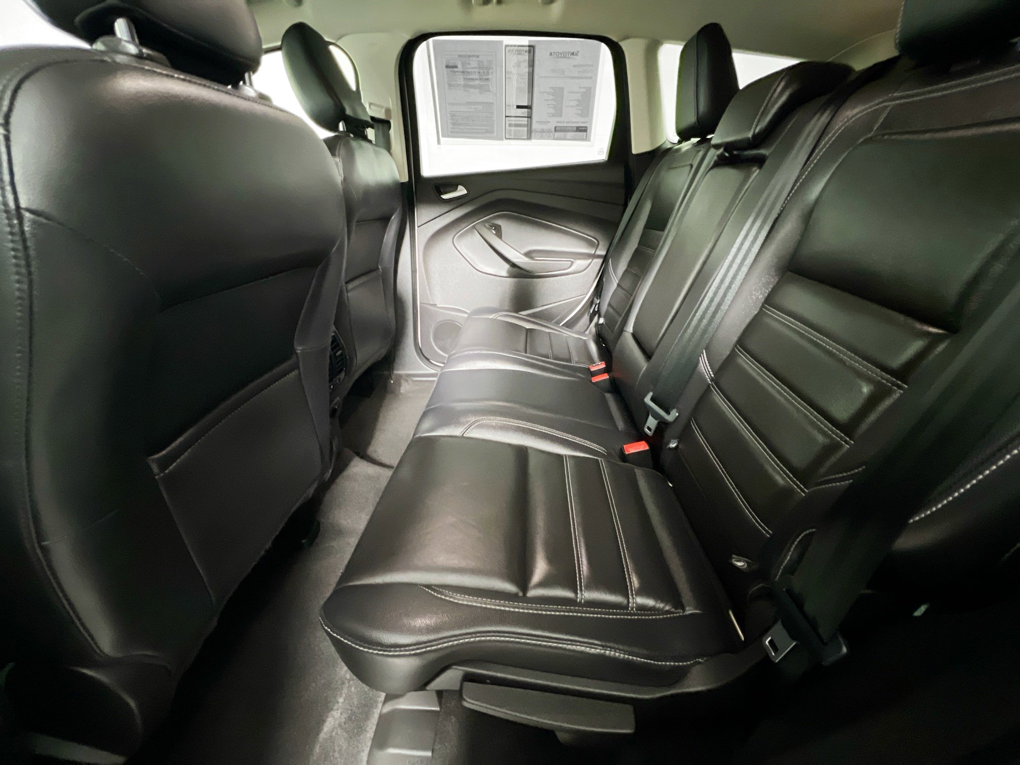 Used 2018 Ford Escape SEL w/ Ford Safe & Smart Package FWD image 28