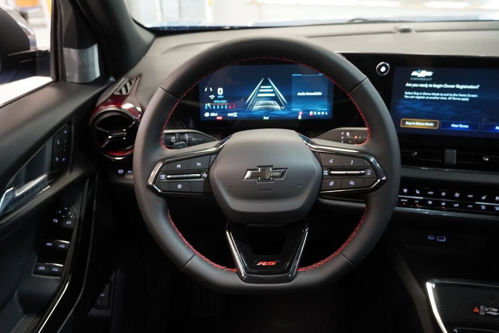 New 2027 Chevrolet Equinox RS w/ Convenience Package III AWD/4WD image 9