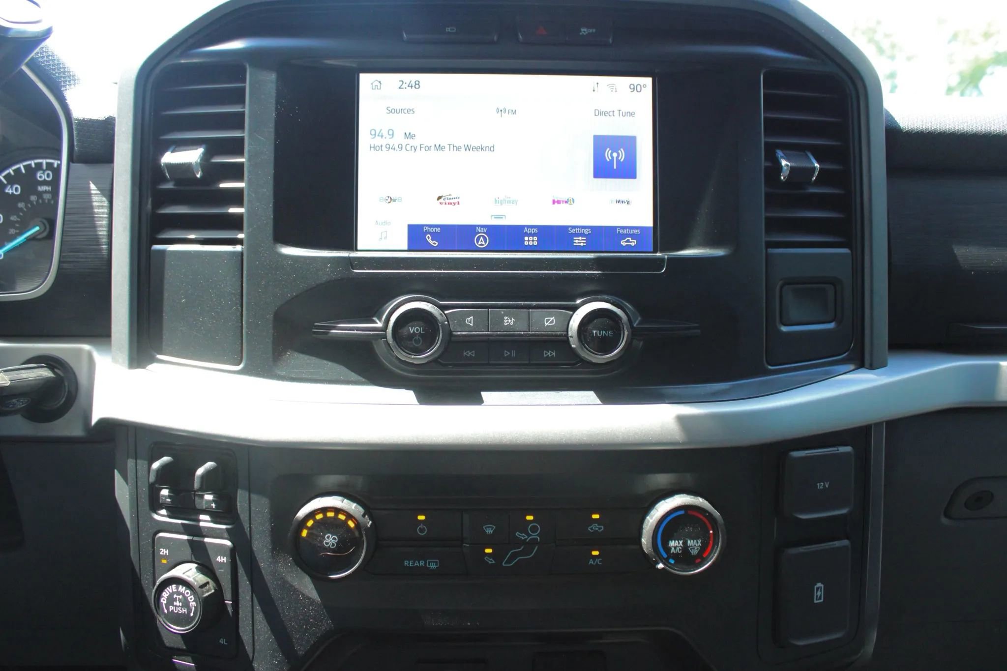 Used 2022 Ford F150 XLT image 15