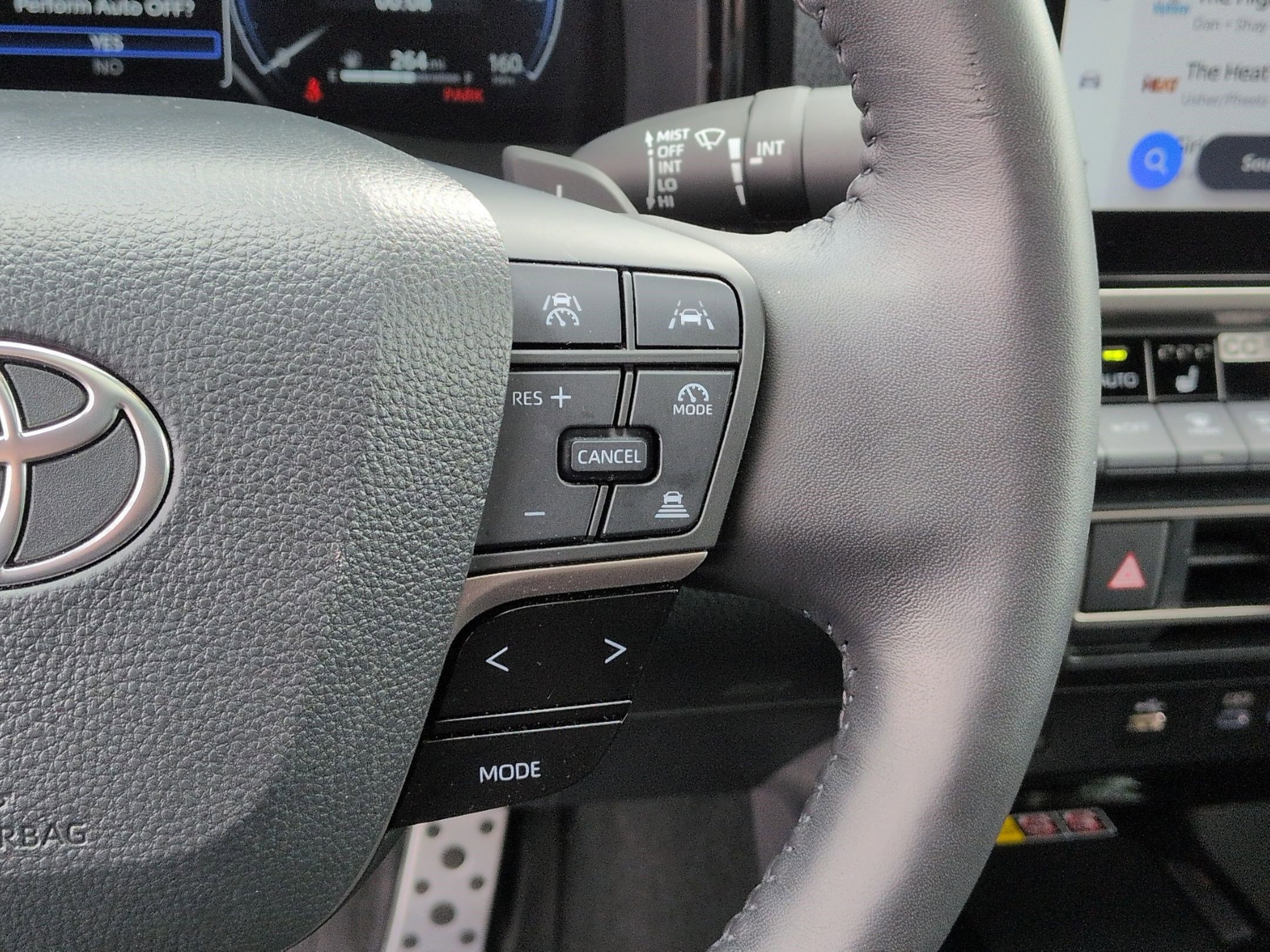Used 2025 Toyota Camry XSE FWD image 20