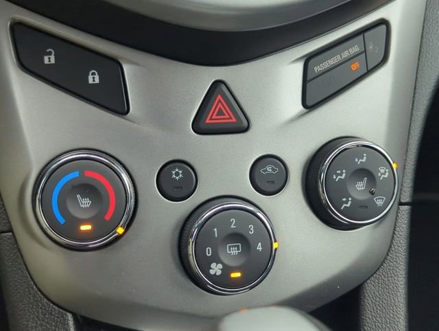 Used 2019 Chevrolet Sonic LT w/ Convenience Package image 17