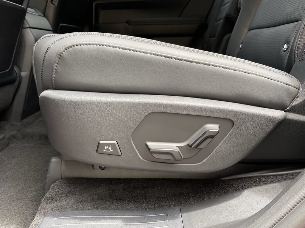 New 2026 Hyundai Santa Fe Calligraphy FWD image 33