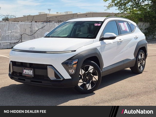 Used 2025 Hyundai Kona SEL FWD image 1