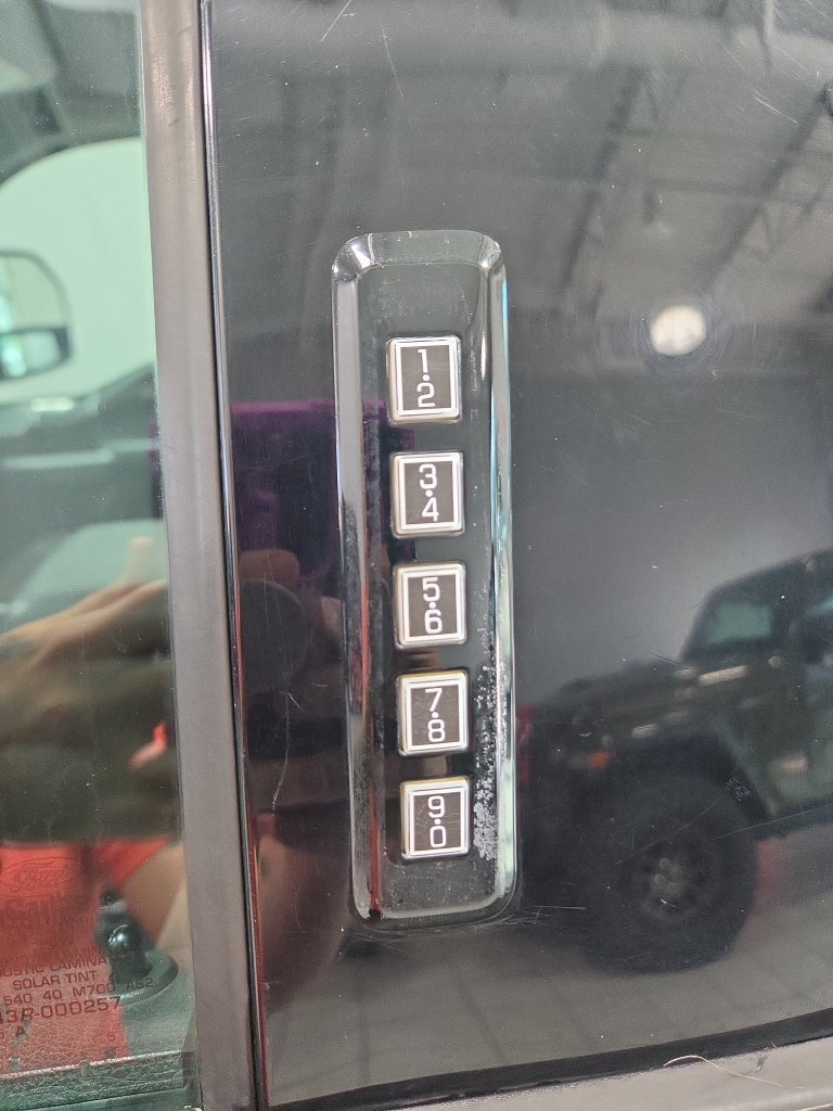 Used 2018 Ford F150 XLT w/ Equipment Group 301A Mid AWD/4WD image 27