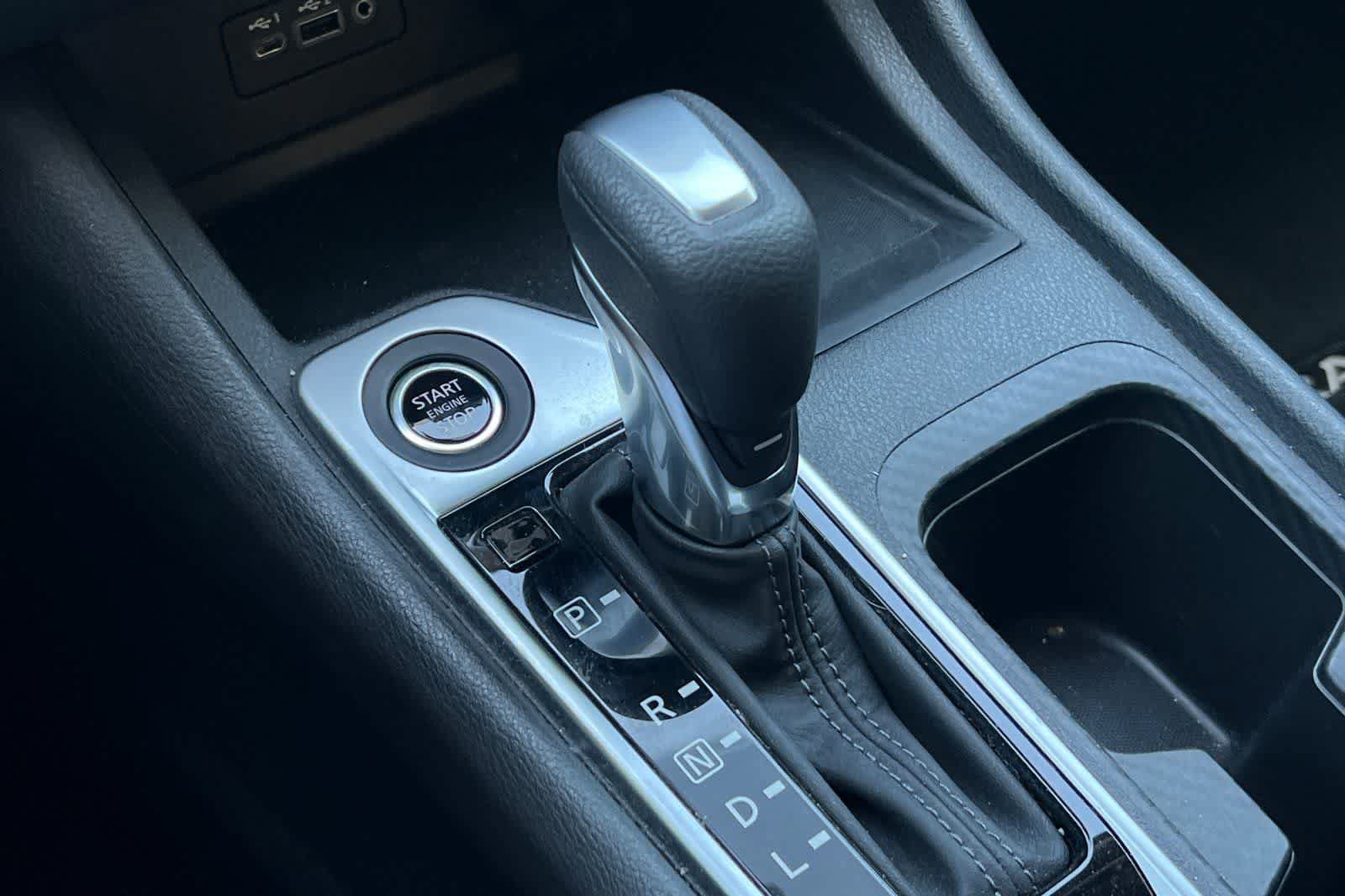 Certified 2023 Nissan Sentra SV FWD image 22