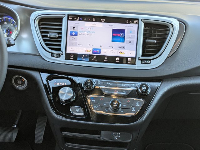 New 2026 Chrysler Voyager LX FWD image 18