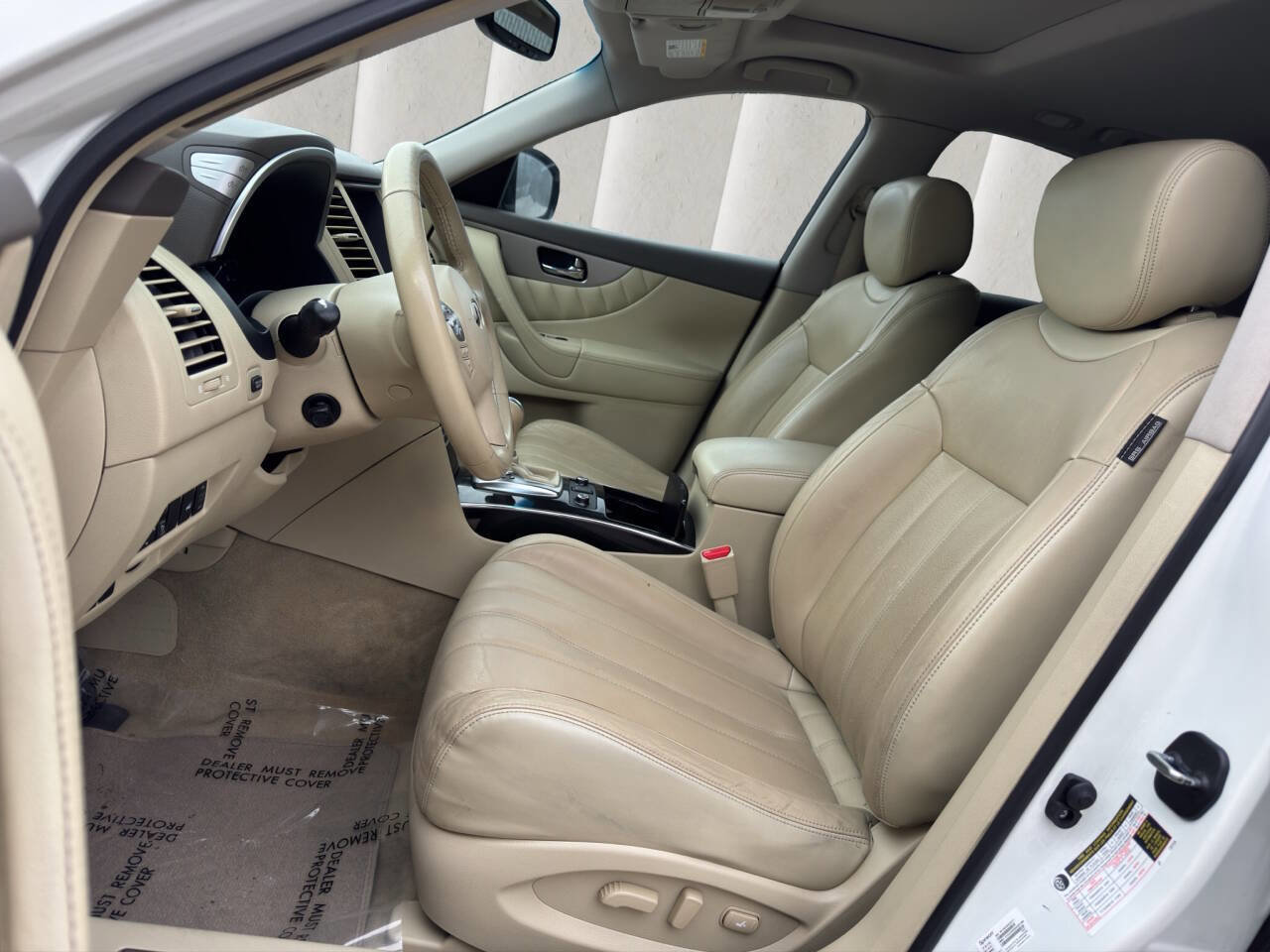 Used 2016 INFINITI QX70 AWD w/ Premium Package image 10