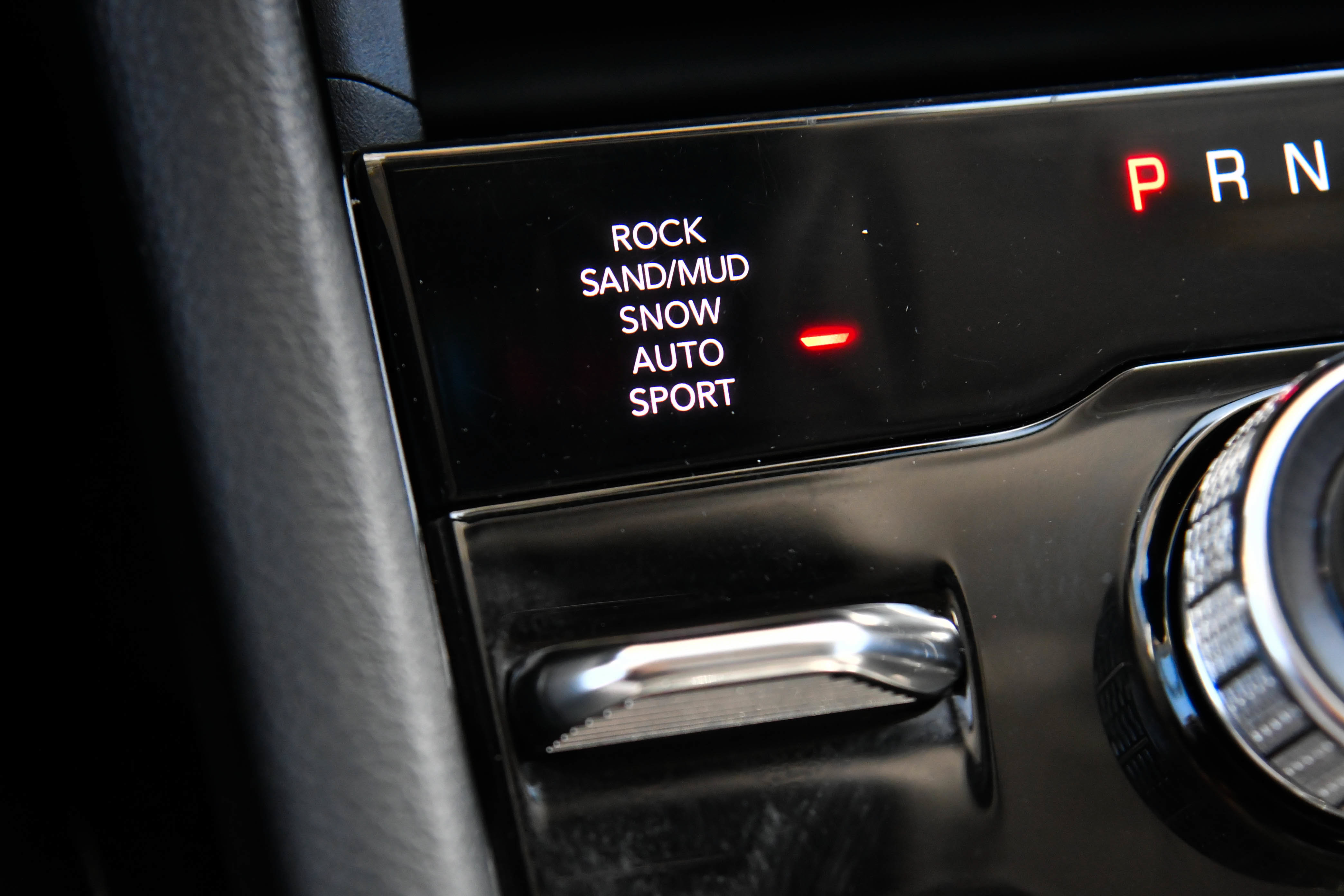 Used 2022 Jeep Grand Cherokee Limited 4xe w/ MOPAR Finishing Package AWD/4WD image 32