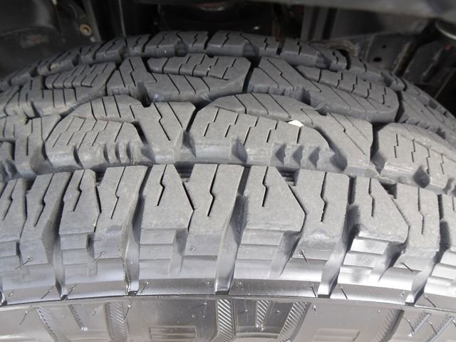 Used 2018 Jeep Wrangler Unlimited Sport S image 31