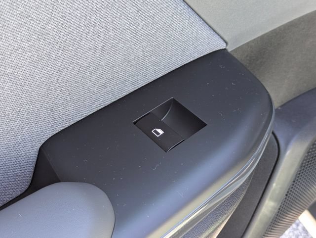 Used 2025 Kia K4 EX FWD image 25