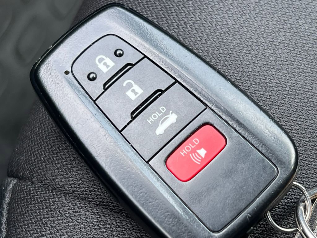 Used 2019 Toyota Camry LE w/ Convenience Package image 26