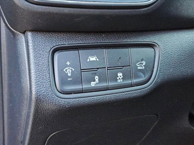 Used 2020 Hyundai Santa Fe Limited image 10