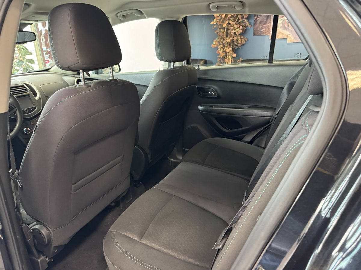 Used 2015 Chevrolet Trax LS FWD image 39