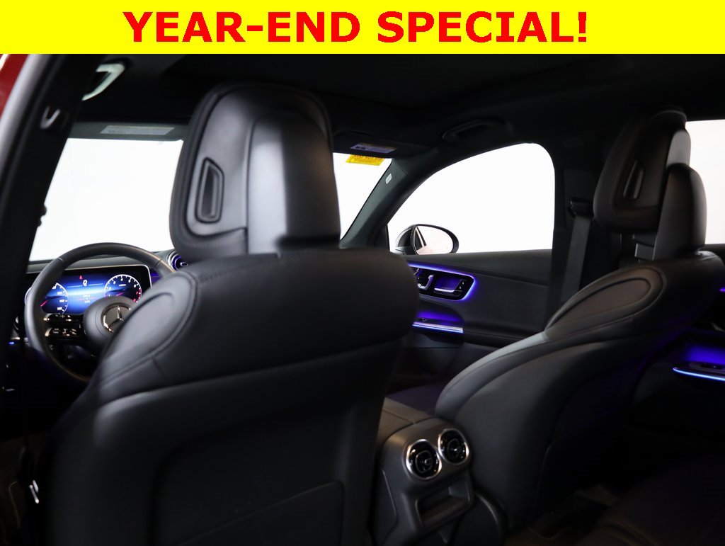 Used 2025 Mercedes-Benz GLC 300 4MATIC image 28