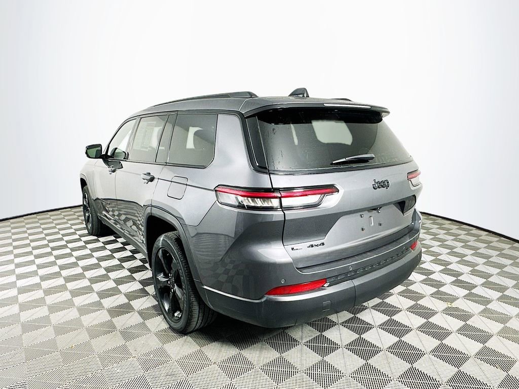 Certified 2023 Jeep Grand Cherokee L Laredo image 8