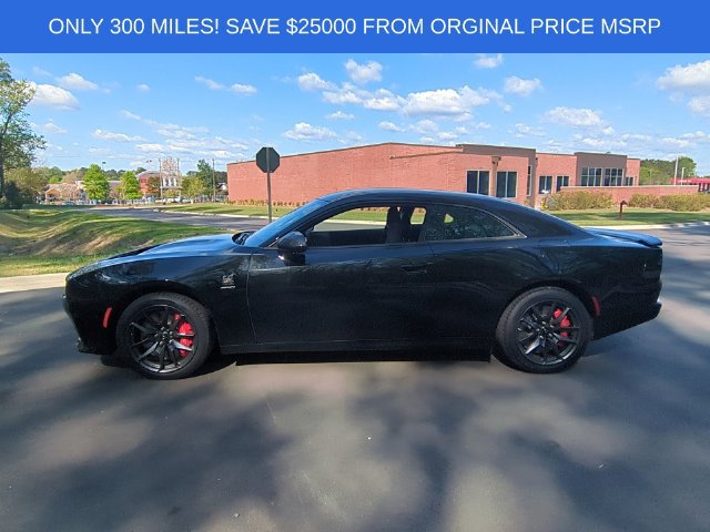 Used 2024 Dodge Charger Daytona Scat Pack w/ Plus Group AWD/4WD image 10