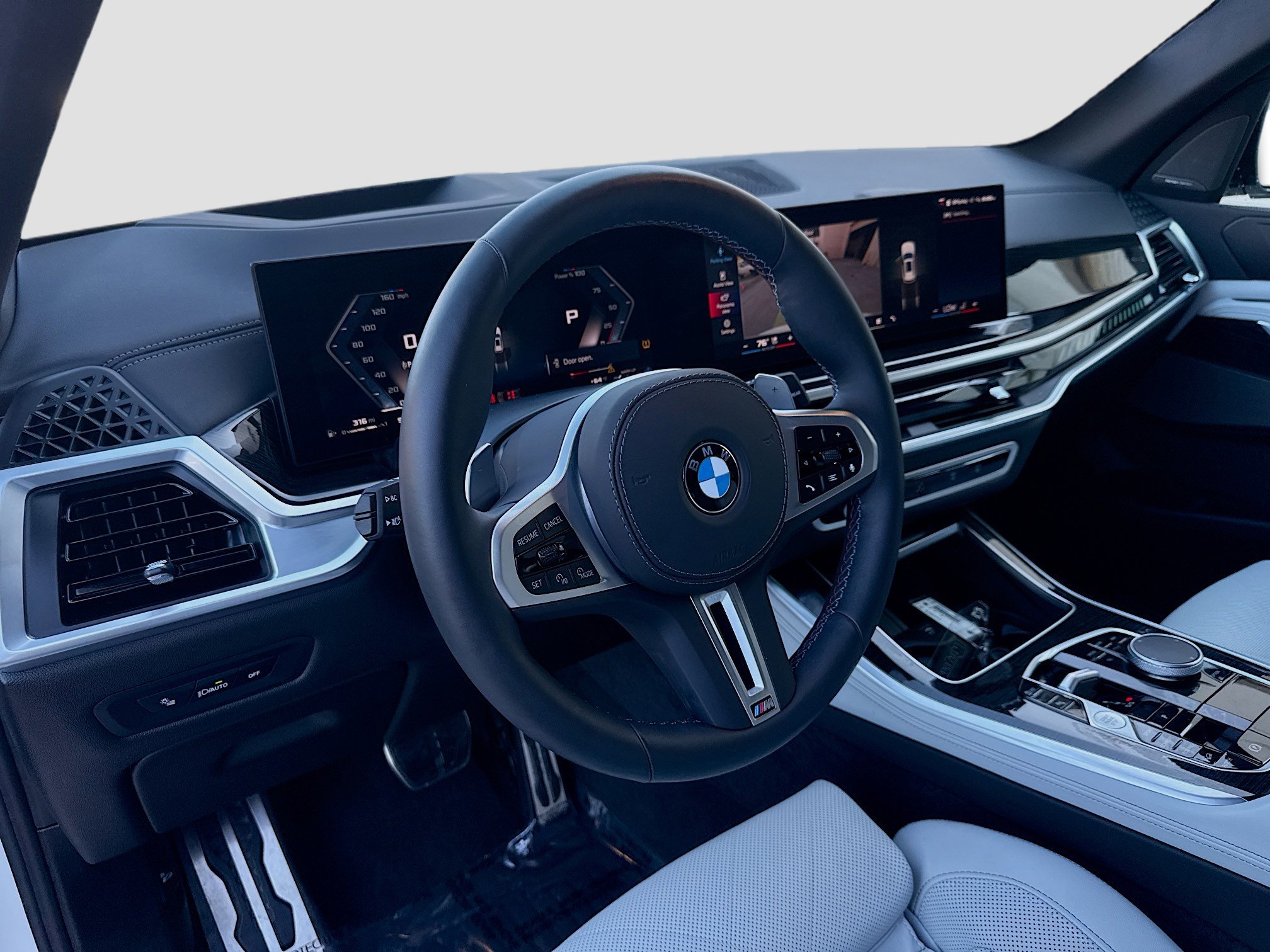 Used 2025 BMW X5 M60i w/ Climate Comfort Package image 9