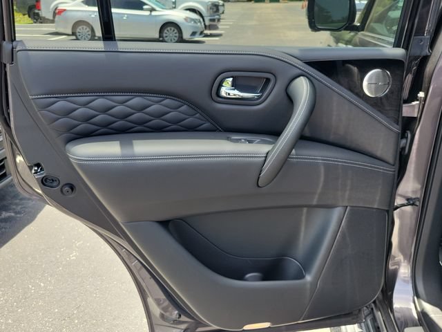 Used 2024 INFINITI QX80 Sensory w/ Cargo Package AWD/4WD image 11
