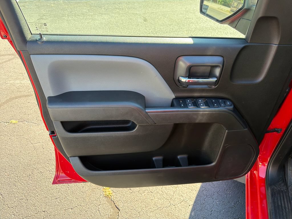 Used 2019 Chevrolet Silverado 1500 Custom w/ Custom Convenience Package AWD/4WD image 21
