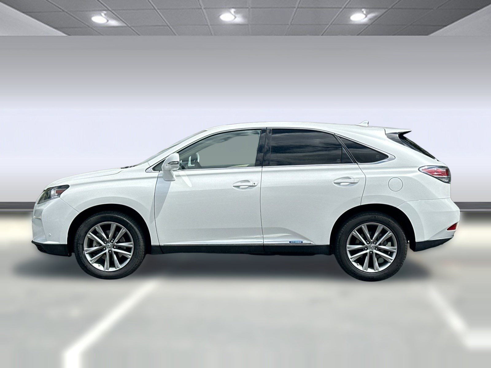 Used 2013 Lexus RX 450h FWD w/ Navigation Pkg image 2