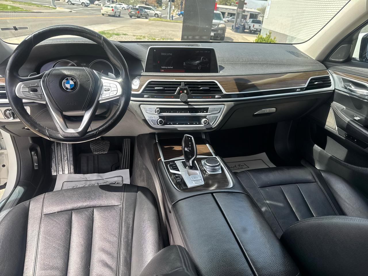 Used 2019 BMW 740i xDrive image 12