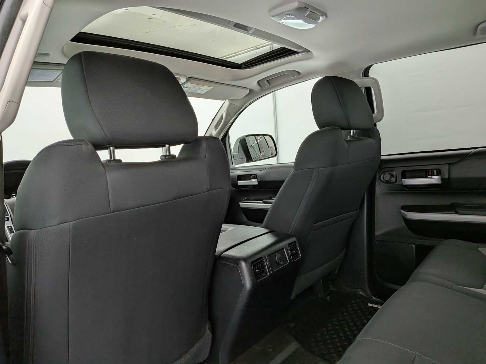 Used 2021 Toyota Tundra SR5 AWD/4WD image 16