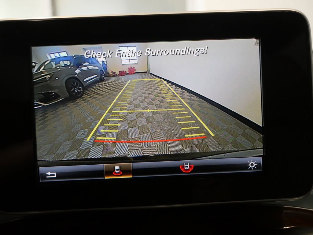 Used 2017 Mercedes-Benz GLC 300 4MATIC image 22