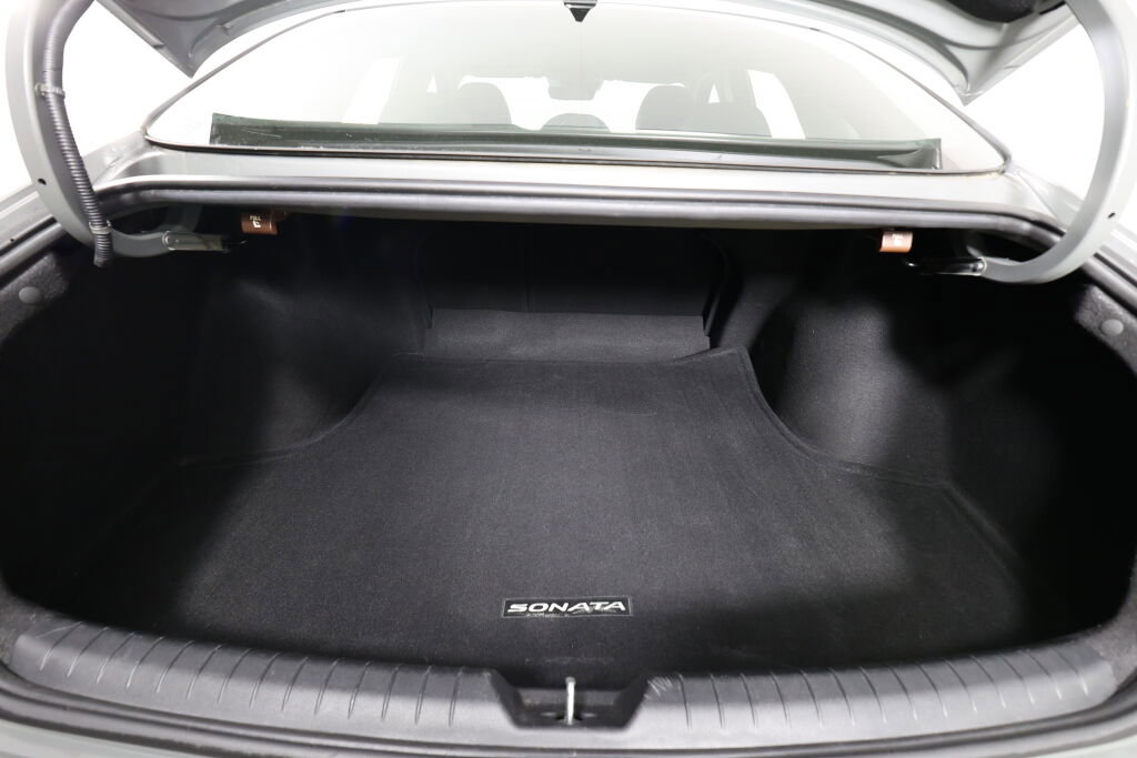 Used 2020 Hyundai Sonata SEL w/ Convenience Package image 18