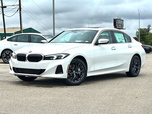 New 2026 BMW 330i Sedan w/ Premium Package RWD image 32