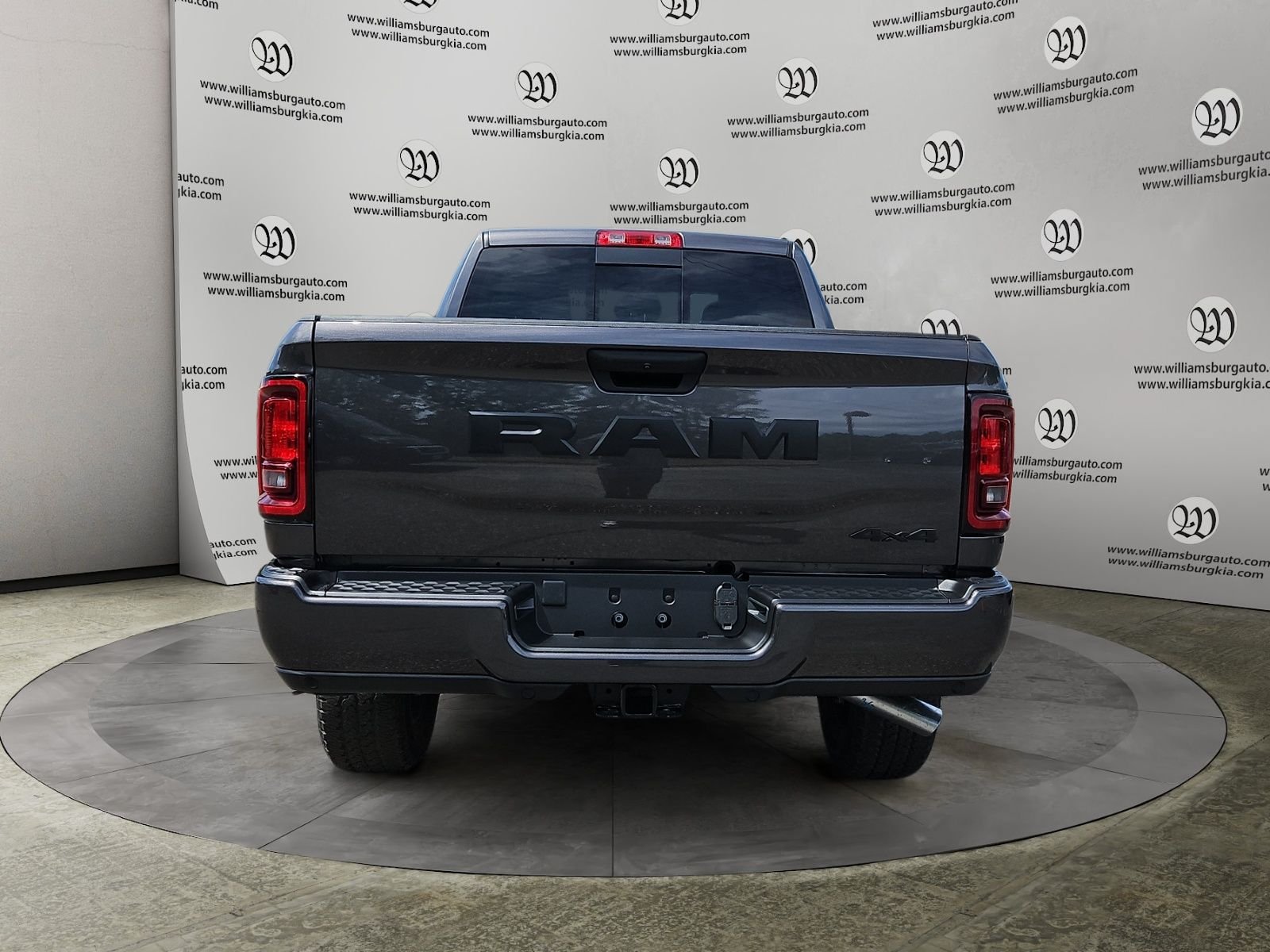 New 2026 RAM 2500 Tradesman AWD/4WD image 4