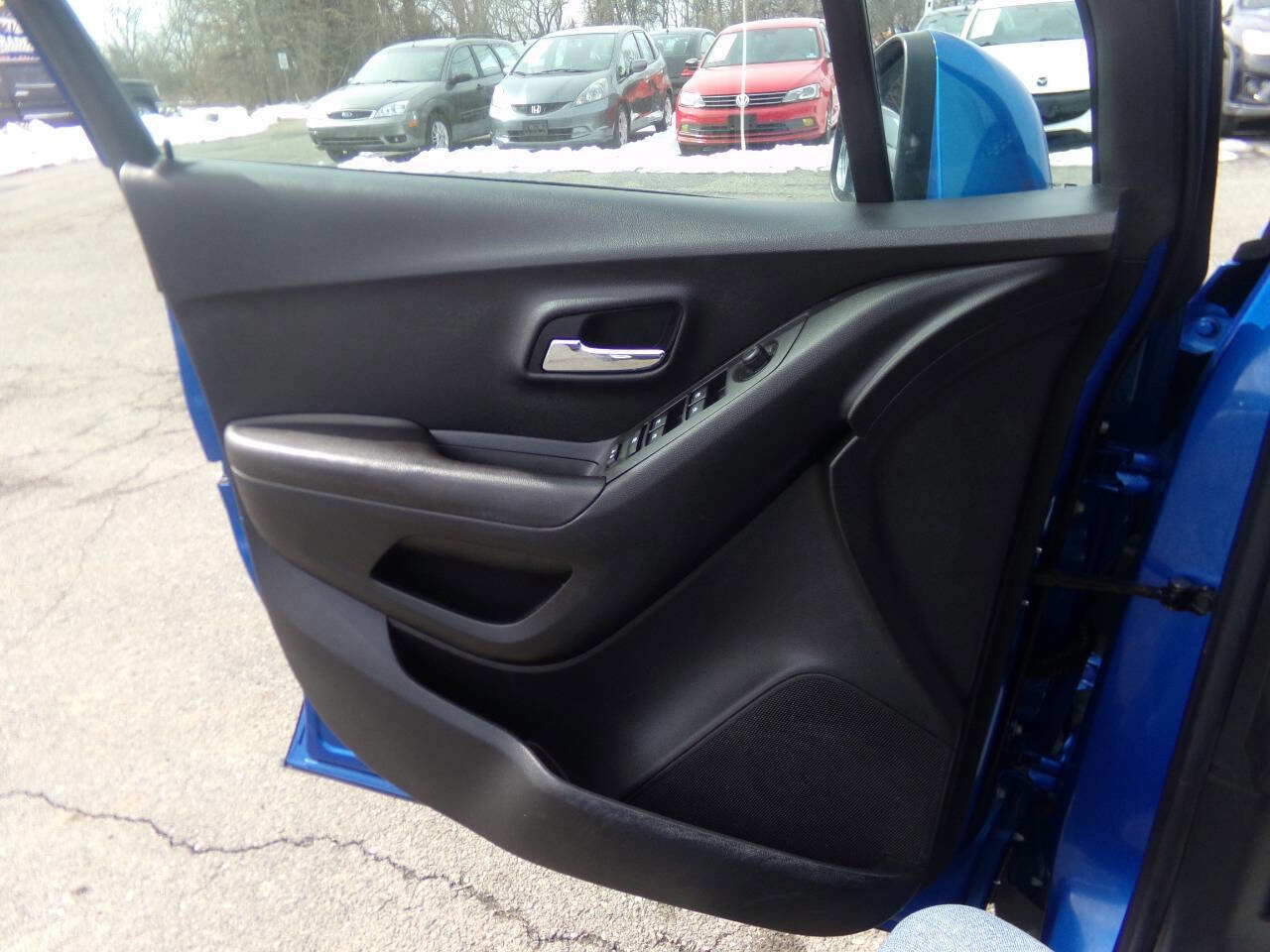 Used 2015 Chevrolet Trax LS image 26