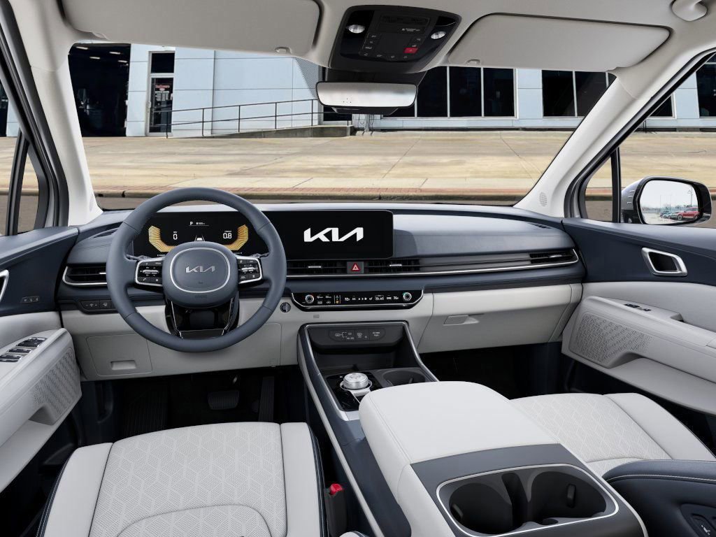 New 2026 Kia Carnival EX FWD image 17