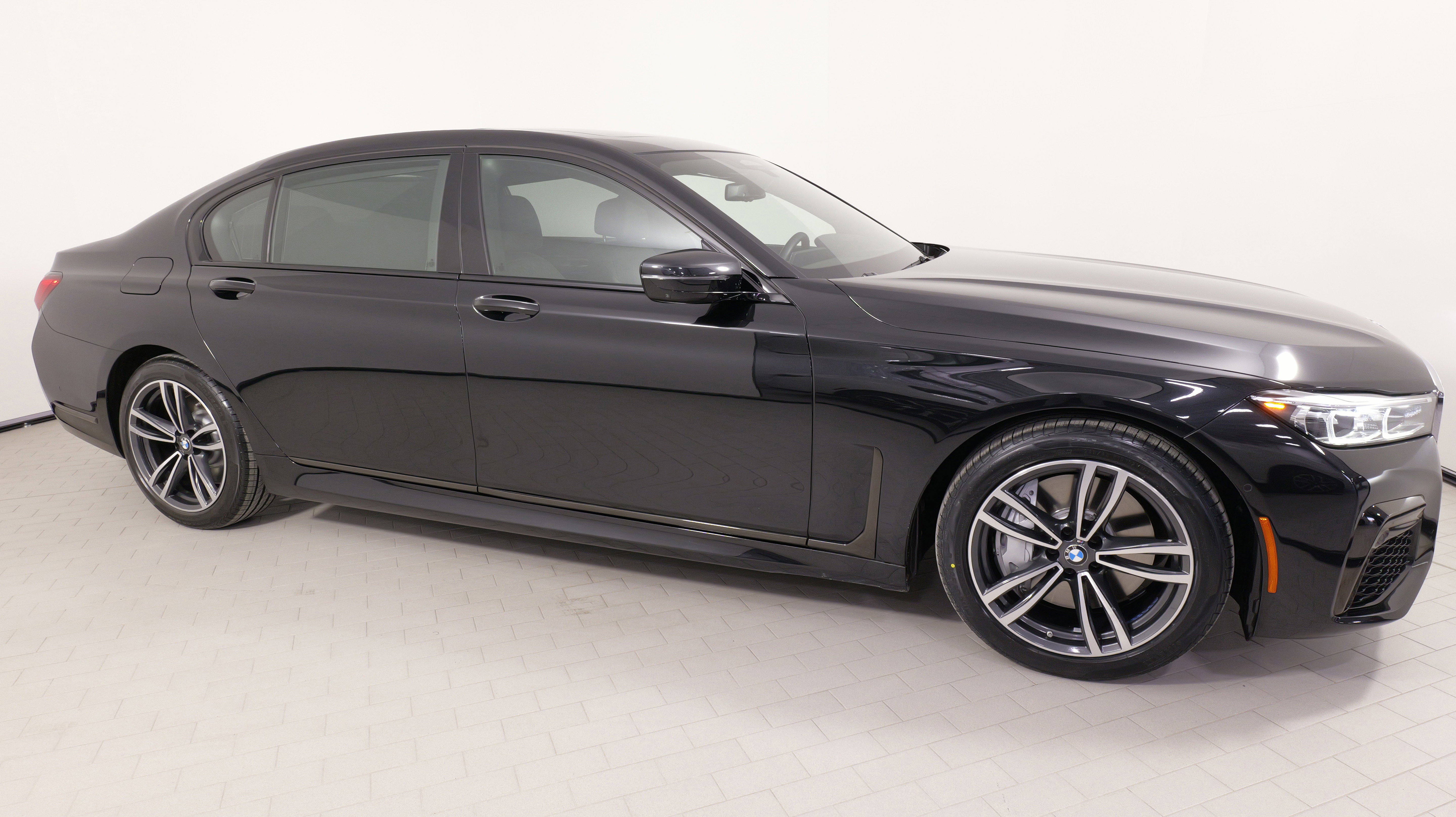 Used 2022 BMW 750i xDrive 750i xDrive w/ Executive Package image 10