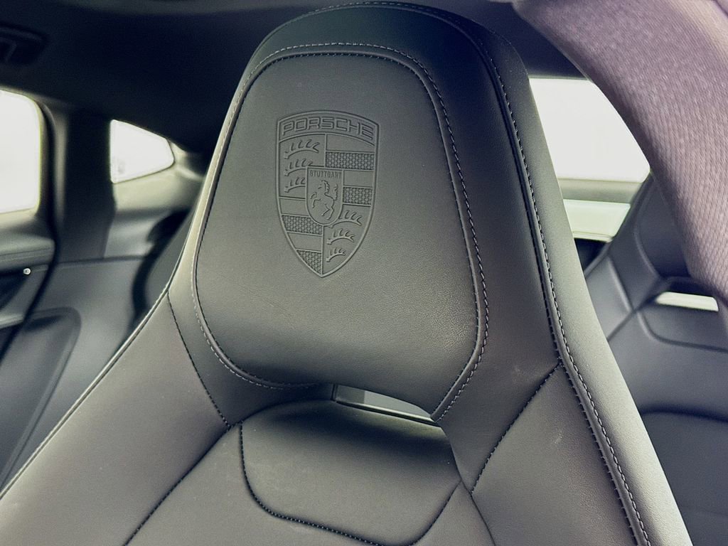 Certified 2025 Porsche Panamera 4 image 14