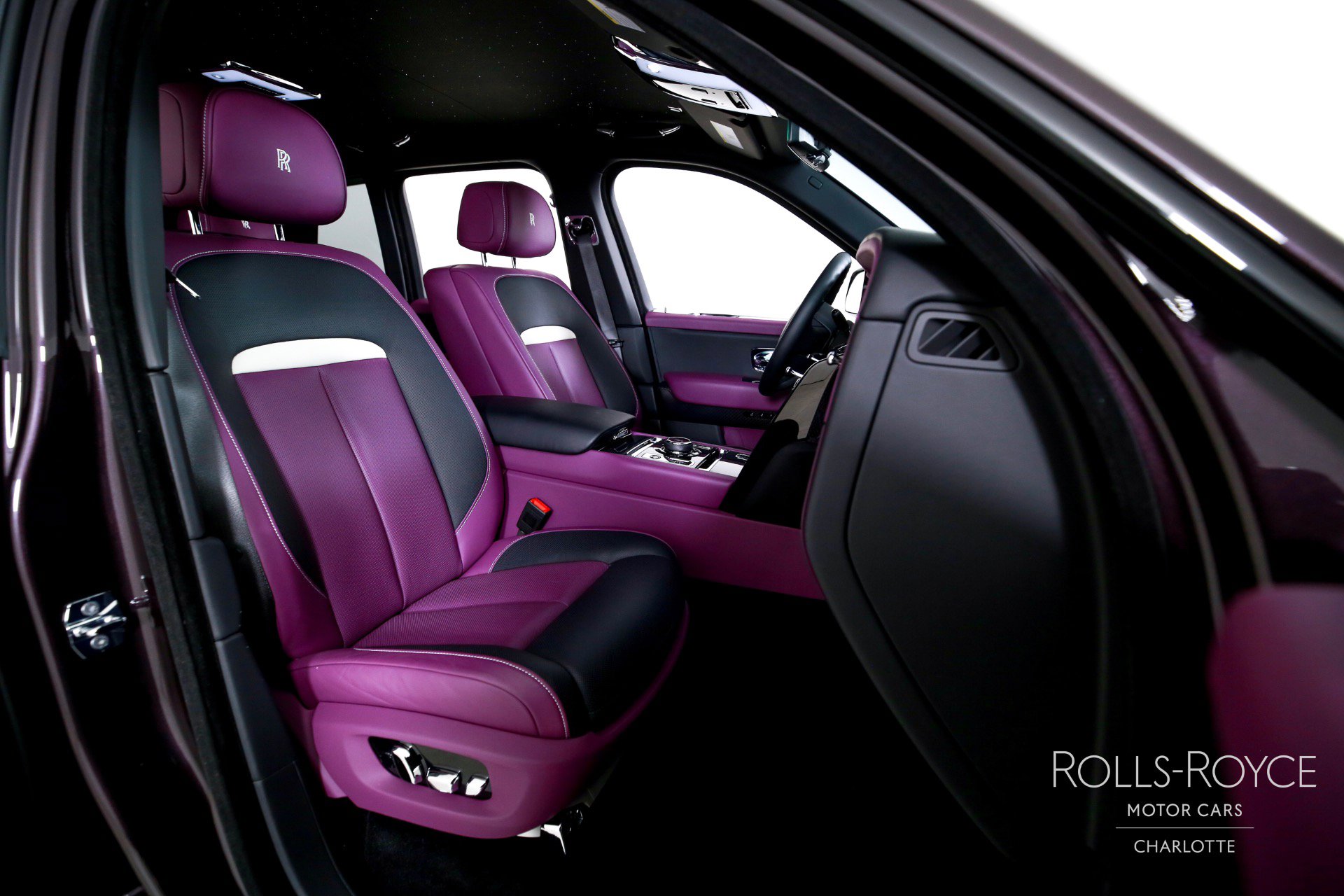 Certified 2025 Rolls-Royce Cullinan Black Badge image 27