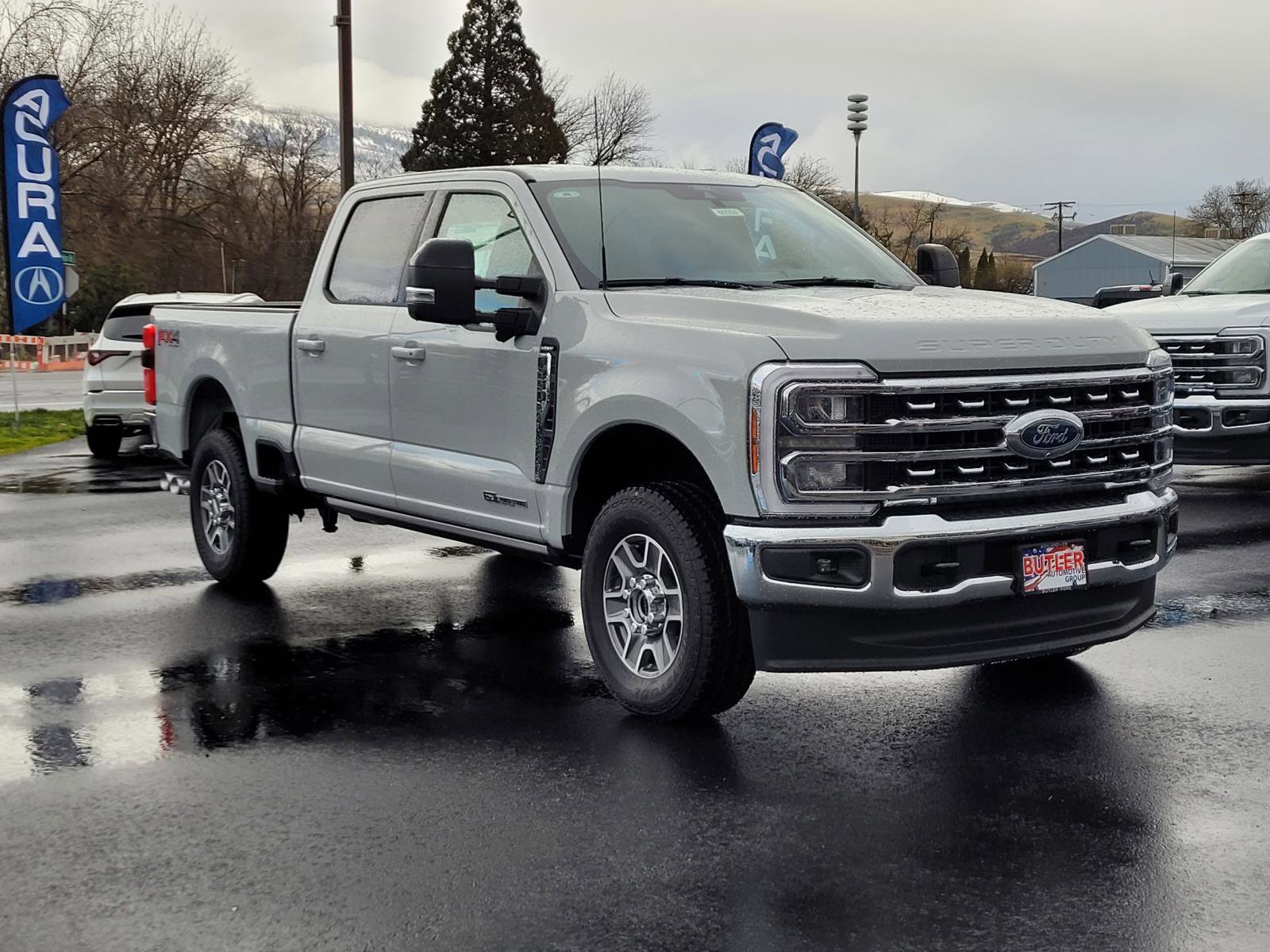 New 2026 Ford F250 Lariat w/ FX4 Off-Road Package image 3