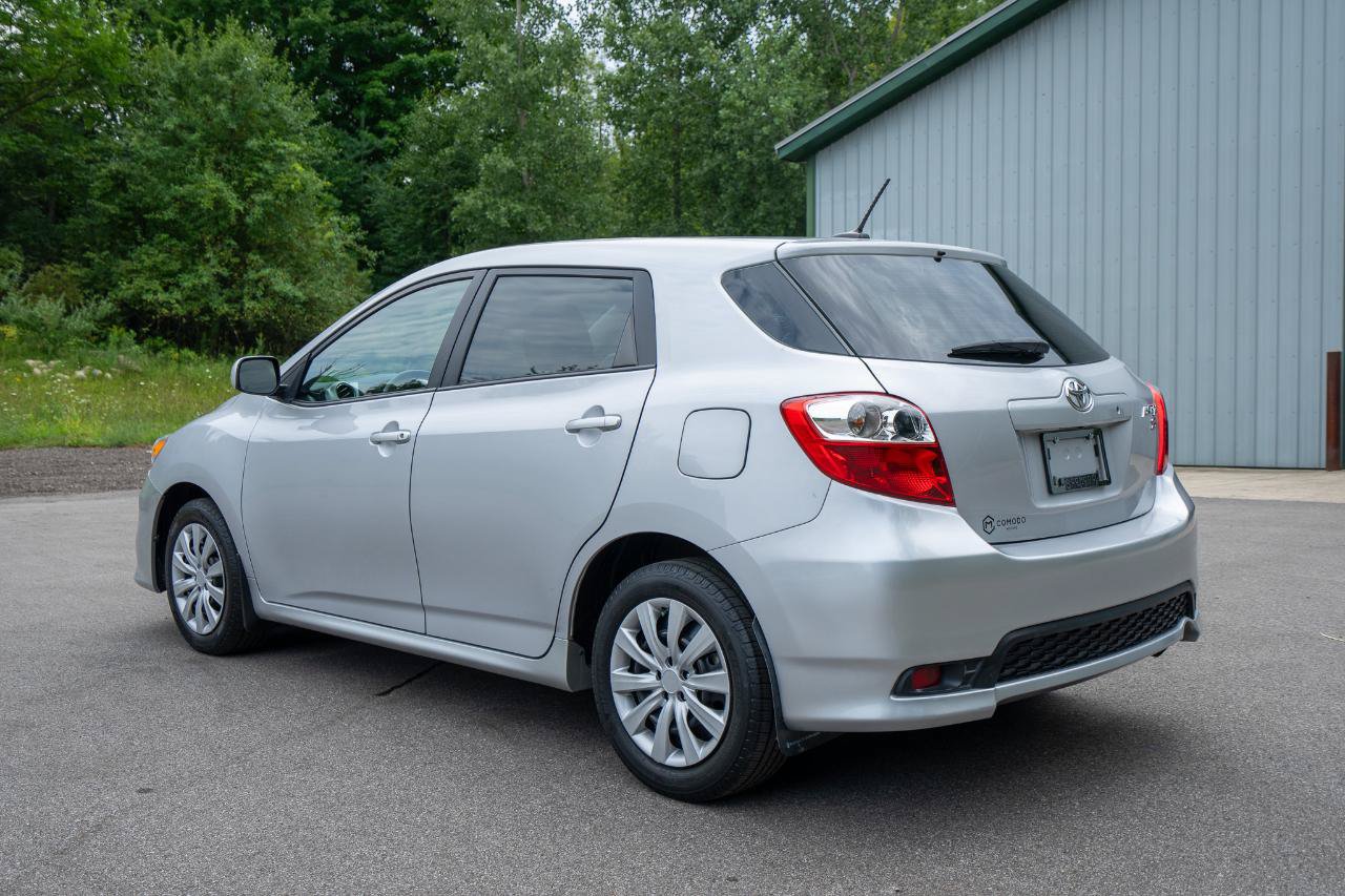 Used 2012 Toyota Matrix L w/ L Sport Pkg FWD image 5