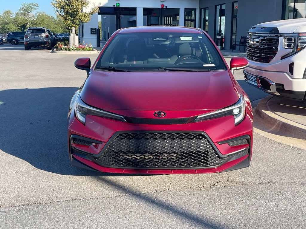 Used 2024 Toyota Corolla SE FWD image 2
